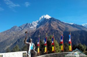 Statue of Tenzing Norgay at Namche first person to Climb Mount Everest in 1953, it helps to know the history of Mount Everest climbing. 