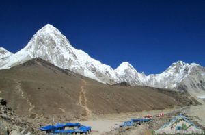 Everest base camp lodges & hotels to explore Himalayas Nepal 