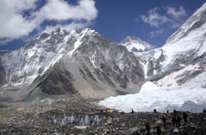 How safe is Everest base camp - Is Everest base camp trekking safe, can anyone climb to everest base camp