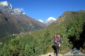 Solo girl on Everest base camp trek advice & EBC solo trek tips