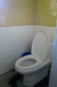 Picture of available toilet on the route of Everest base camp trek in Nepal