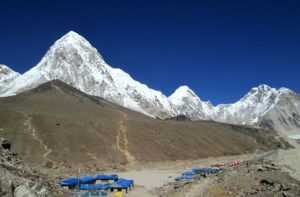 Amazing Mount Everest view from kala patthar trek in Nepal