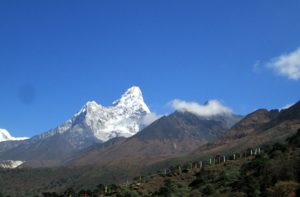 Beautiful Mountain Ama Dablam in Sagarmatha National Park Facts & Information