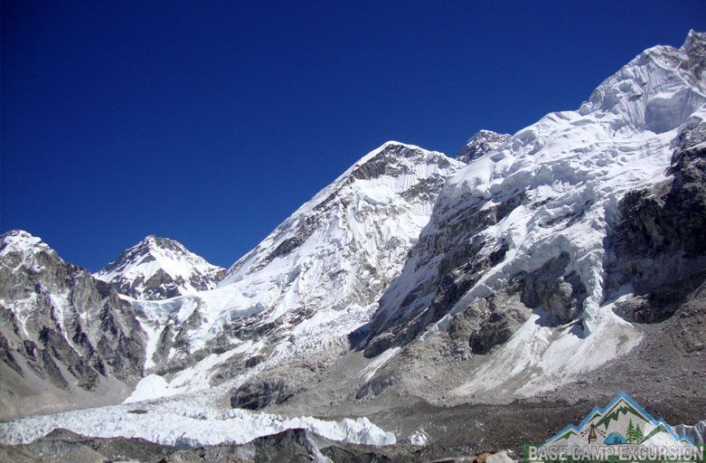 Picture of Mount Everest & photos taken from the top of Mount Everest