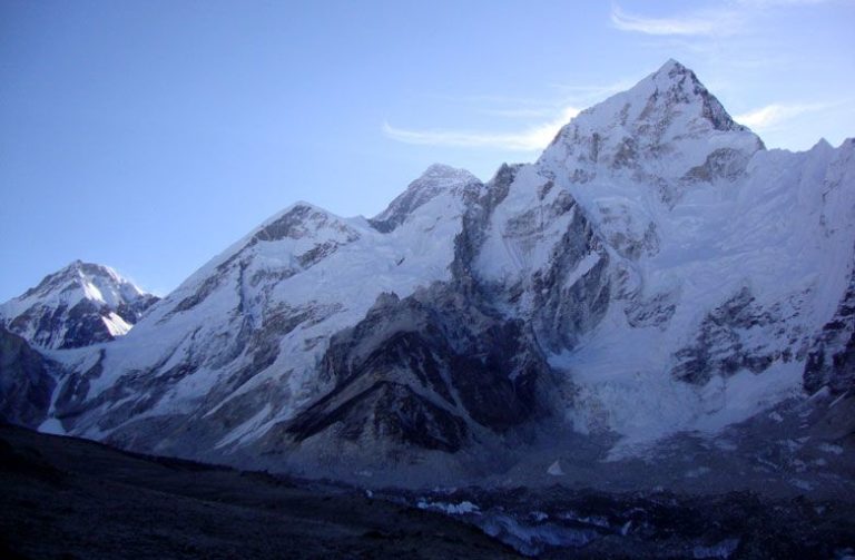 Picture of Mount Everest & photos taken from the top of Mount Everest