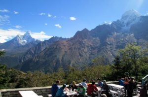 stay fit and healthy during Everest base camp trek