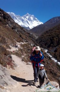 Small kids trek back from Everest base camp with parents, it helps you to know limit of EBC age child minimum